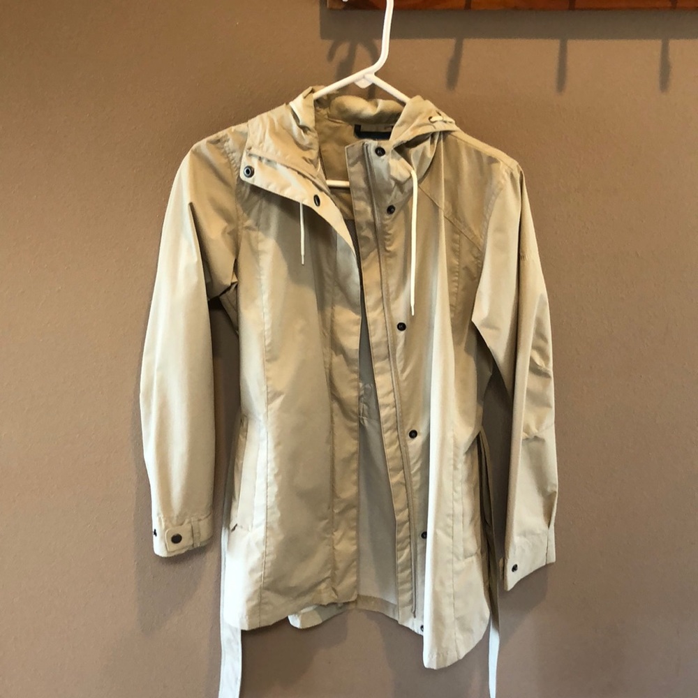 Columbia trench rain coat